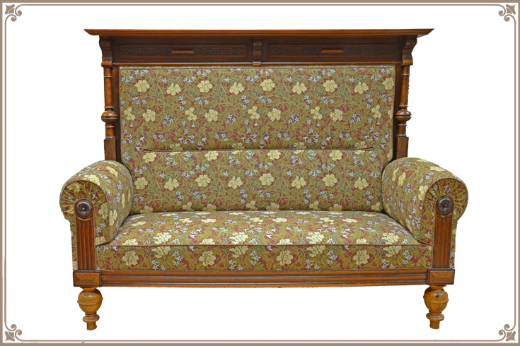gruenderzeitsofa.jpg  